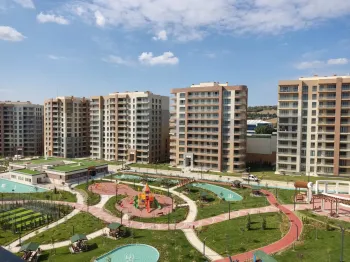 Büyükçekmece'de Satılık Lüks Deniz Manzaralı Rezidanslar